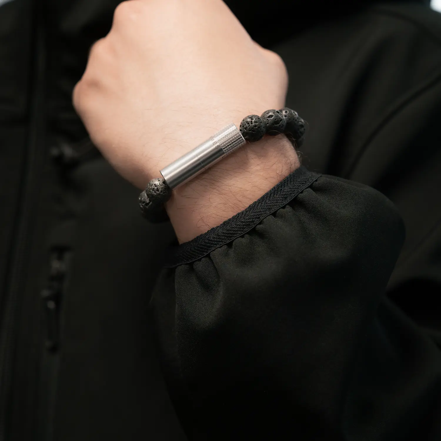 Punch bracelet – lava stone