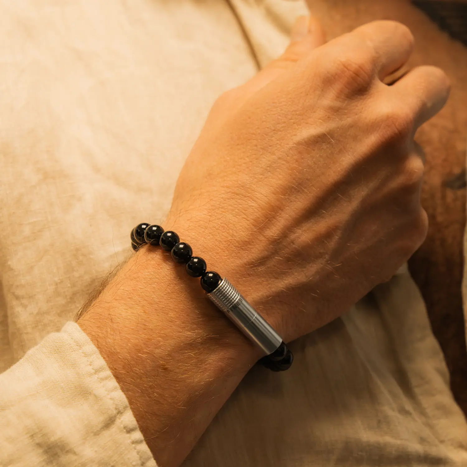 Punch bracelet – Black onyx