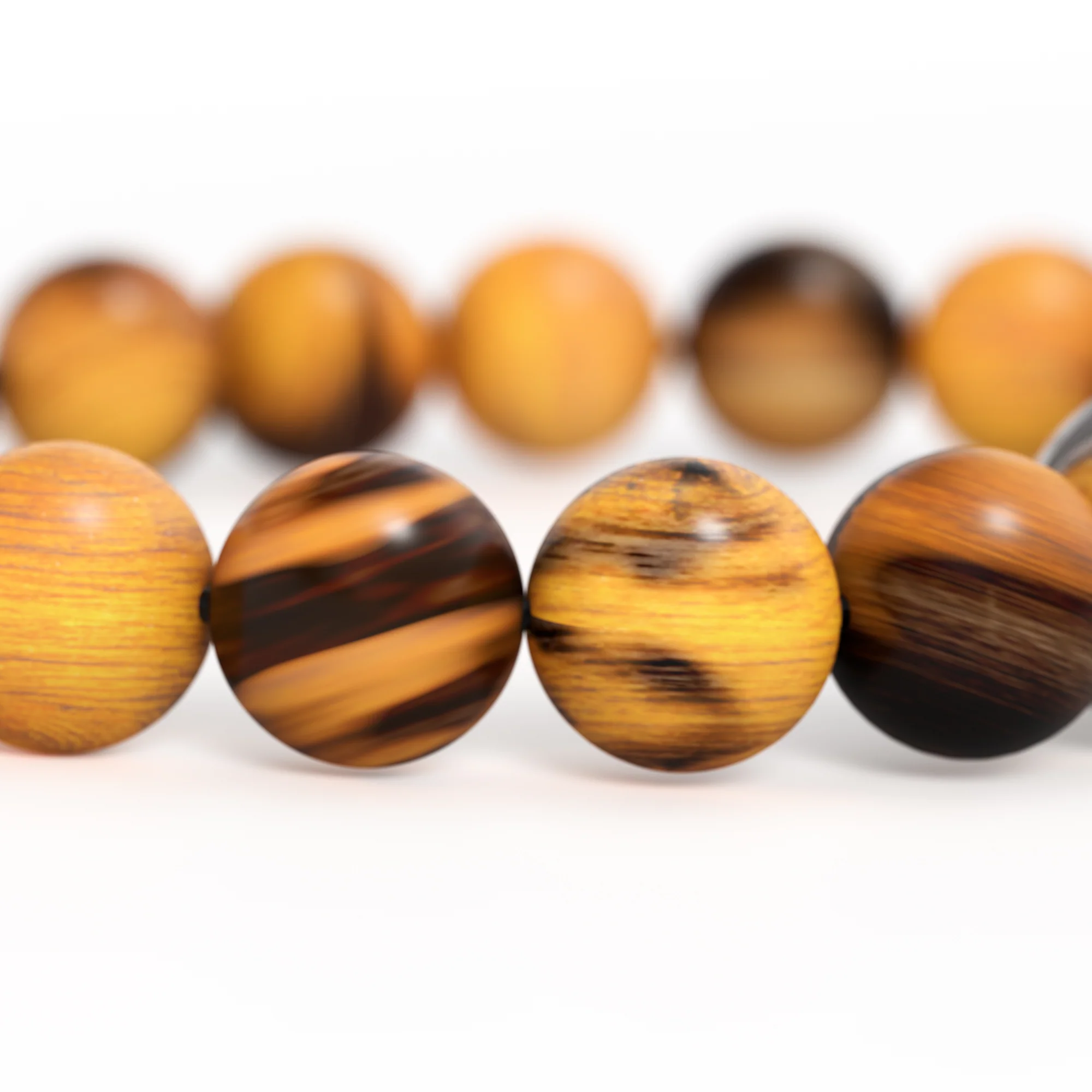 Punch bracelet – Tiger eye